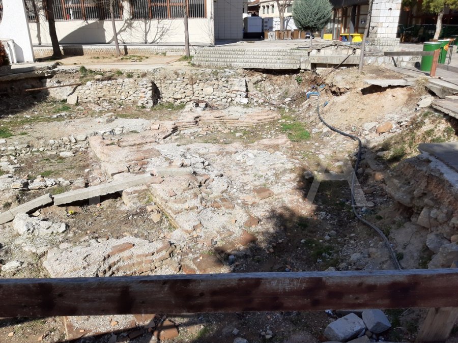 Gjurmët e objektit romak në Prizren shkatërrohen në pritje të shtetit