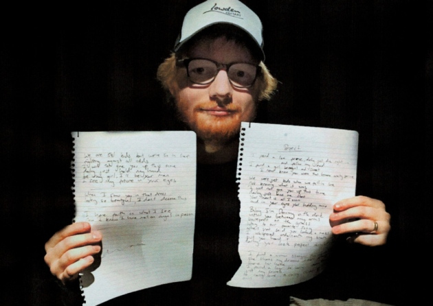 Ed Sheeran dhuron sendet e tij personale në ankand bamirësie