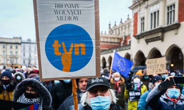 Presidenti polak vendos ‘veton’ për ligjin e medias që godiste një kompani amerikane