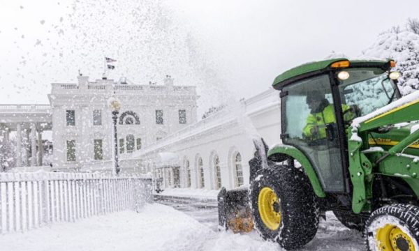 Moti i keq në SHBA, mbi 661 mijë persona mbesin pa energji