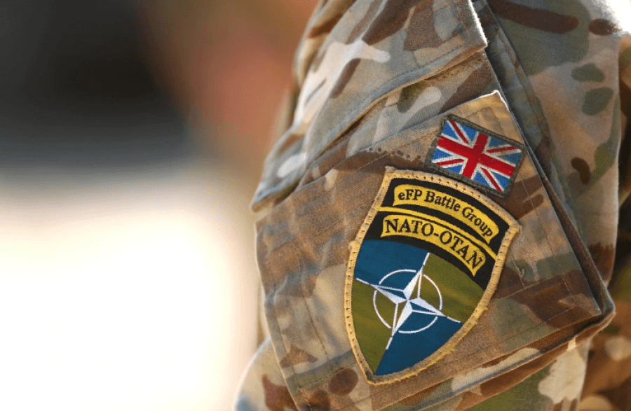 Kriza në Ukrainë, Britania shqyrton vendosjen e trupave në gjithë Evropën