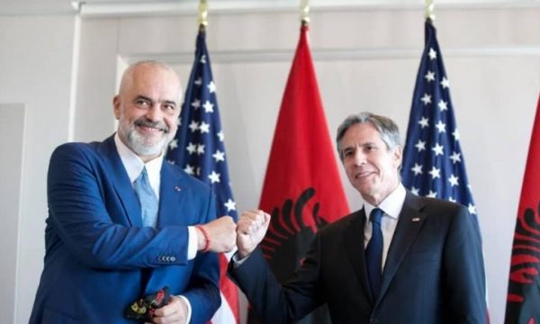 Kryeministri Rama takon më 15 shkurt Sekretarin Amerikan të Shtetit, Antony Blinken