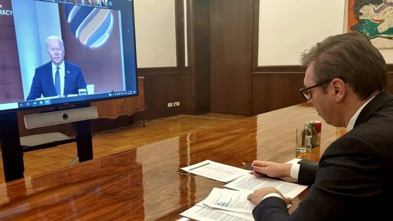 Bideni kërkon Vuçiqit njohjen e Kosovës