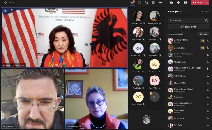 Ambasadorja Kim: Demokracia i përket qytetarëve