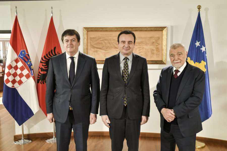 Mesiq alarmon Kosovën: Serbia po vazhdon fushatën për çnjohje