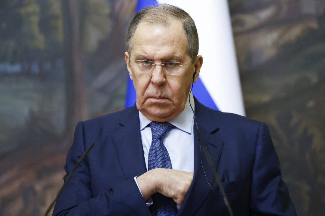 Lavrov qetëson botën: Rusia nuk do të përdorë armë bërthamore