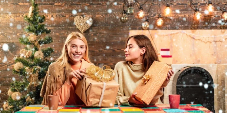 Këto shenja të horoskopit ‘çmenden’ për Krishtlindje