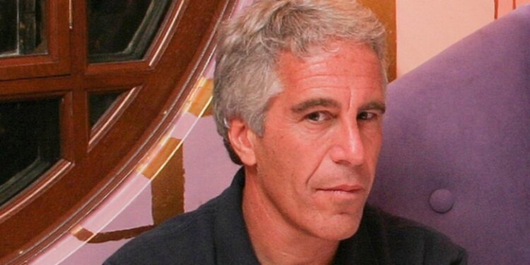 Detaje tronditëse për abuzime seksuale! Pas vetëvrasjes së modeles, zbulohen edhe politikanë e biznesmenë që dyshohen se bashkëpunuan me pedofilin Jeffrey Epstein