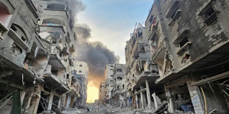 Izrael: Refuzohen në Holandë reklamat me fytyrat e pengjeve izraelite dhe fjalët ‘ata nuk mund të dëshmojnë sot’