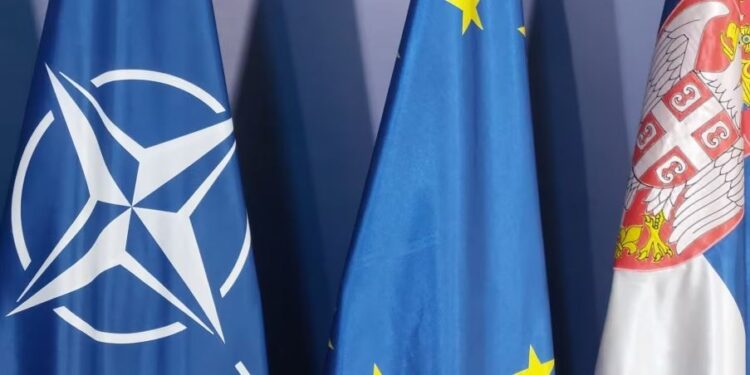 Serbia po shqyrton mundësinë e rikthimit të shërbimit të detyrueshëm ushtarak, reagon NATO: Ne do të vazhdojmë të…