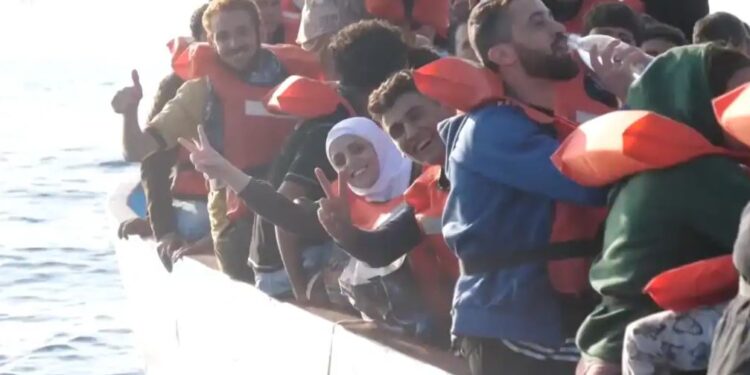 Marrëveshja me Italinë për refugjatët ilegalë, VOA: GJK deklaron se protokolli është në pajtim me Kushtetutën