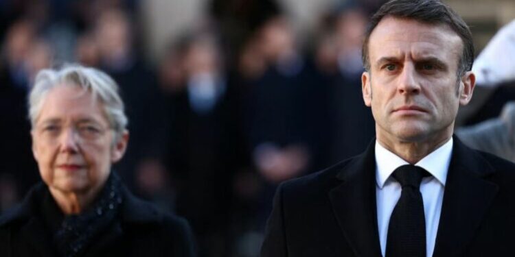 Kryeministrja e Francës jep dorëheqjen, Macron pritet të emërojë qeverisjen e re