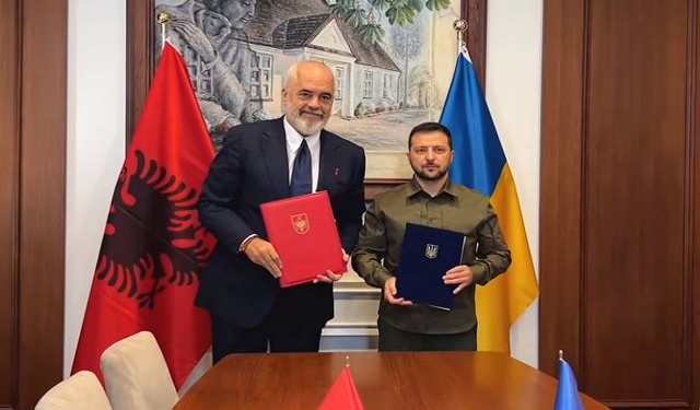 Samiti për Ukrainën dhe Zelenskyy në Tiranë/ Nga takimet te firmosja e marrëveshjeve, publikohet AXHENDA