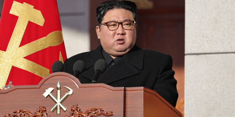 Një tjetër konflikt në krijim? Kim Jong-un paralajmëron: Duhet të përgatitemi për pushtimin e Koresë së Jugut!