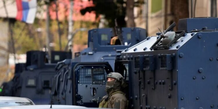 Aksion i policisë në rajonin e Pejës, Serbia: Po mbyllen komunat paralele, hynë në qendrën mjekësore dhe…