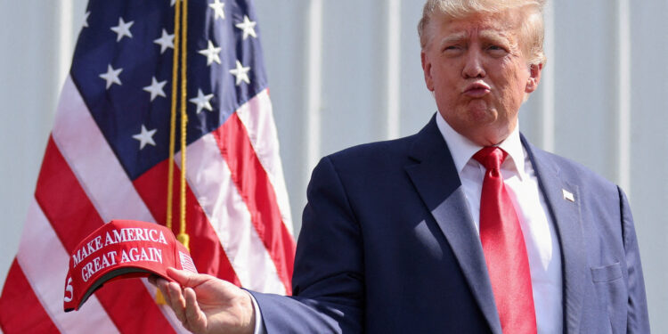 A do të garojë për Shtëpinë e Bardhë ish-Presidenti? Trump përballet sot me Gjykatën e Lartë, çfarë mund ta skualifikojë nga beteja me Biden