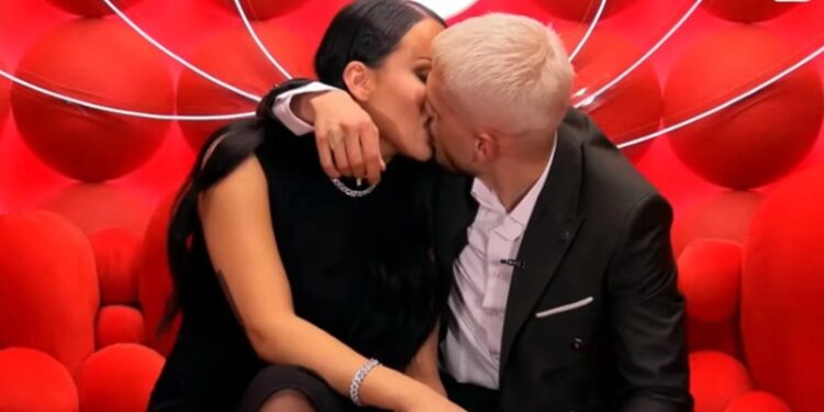 Po harroj gjithçka’, Sara ‘ngacmon’ Bardhin: Imagjino të jem e martuar jashtë