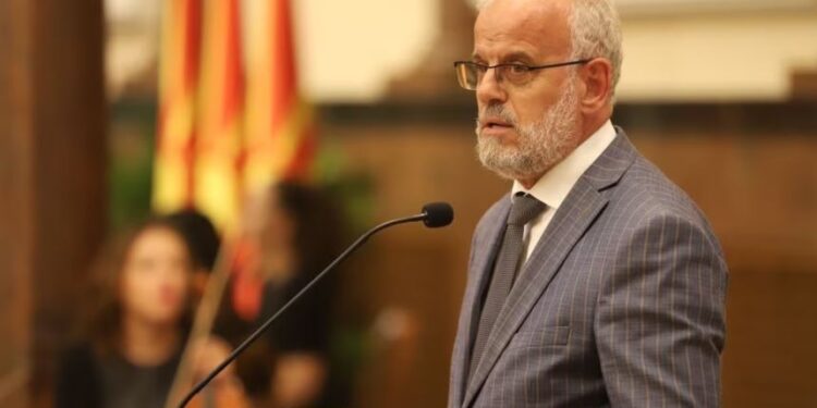 A do të vizitoni Kosovën? Kryeministri shqiptar i Maqedonisë: Në dasmë shkohet me ftesë