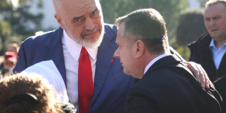 BIRN: Ngjitja dhe rënia e ish-drejtorit të Mirel Mërtirit nga Agjencia e Pasurive të Sekuestruara