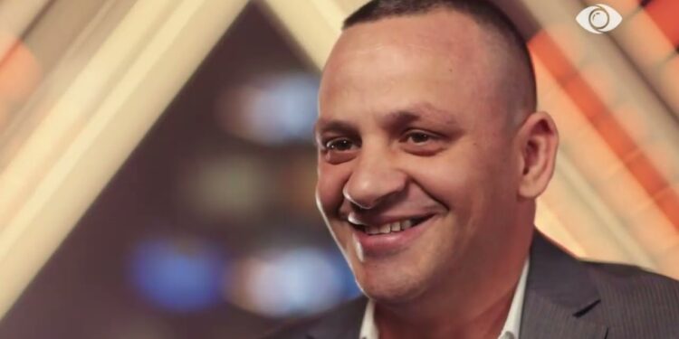 Prokuroria e Posaçme ka thirrur në një seancë ndërmjetësimit, gazetarin e kronikës së zezë Elvis Myrta.