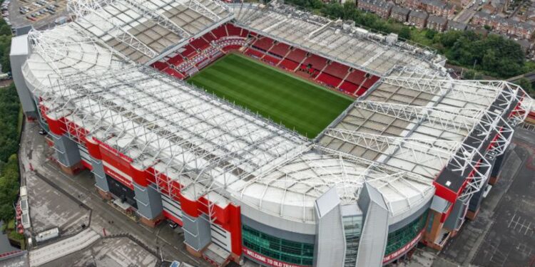 “Old Trafford” drejt shkatërrimit? Zbulohet plani i pronarëve të rinj të Mançester Junajtid