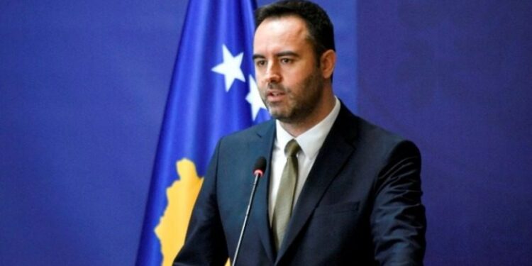 Konjufca: Serbia e ka përdorur dinarin për t’i shantazhuar serbët e Kosovës