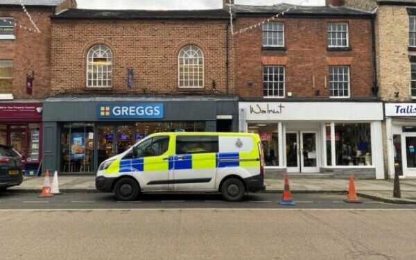 Kthen ish-zyrat e gazetës në kopsht kanabisi, dënohen 39-vjeçari shqiptar. Pas burgut e pret…