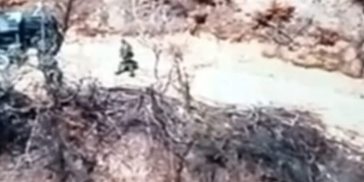 (VIDEO)“Vuçiç na kërcënoi pak ditë më parë”/ Ushtria serbe pranë kufirit me Kosovën, Kurti publikon pamjet: Kjo nuk është normale