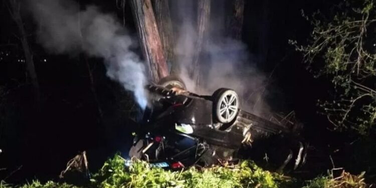 Vodhën makinën dhe u aksidentuan, 2 shqiptarë digjen të gjallë brenda BMW-së