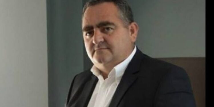 Partia e Mitsotakis shpall zyrtarisht kandidat për eurodeputet Fredi Belerin! Nëse fiton heq dorë nga mandati si kryebashkiak i Himarës