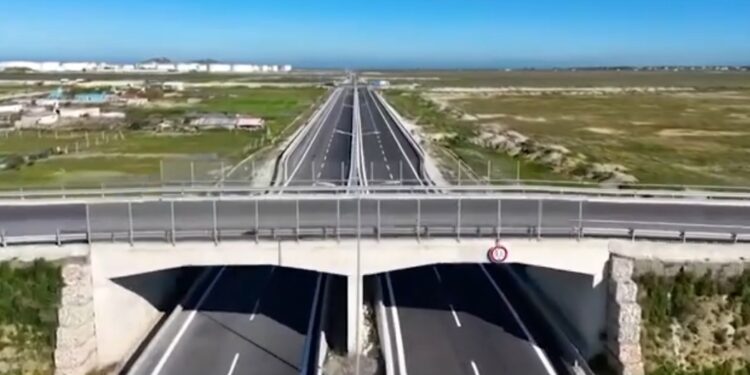 Avancojnë punimet në kantierin Porto Romano-Durrës! Rama: Me dalje në Shkozet do të shmanget trafiku brenda qytetit bregdetar