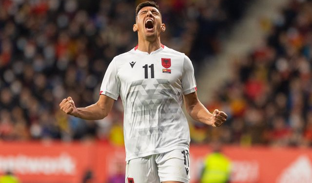 FOTO/ U la jashtë “Euro2024”, por në Spanjë shtohen admiruesit për Uzunin, tre ekipe në garë