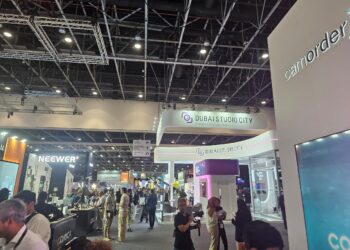 Stafi AlbUK TV morri pjësë ne Panairin e Dubait