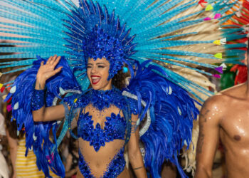 Kostumet shumëngjyrëshe, samba e muzikë pa fund! Karnavalet gjallërojnë Vlorën në javën kulturore Braziliane