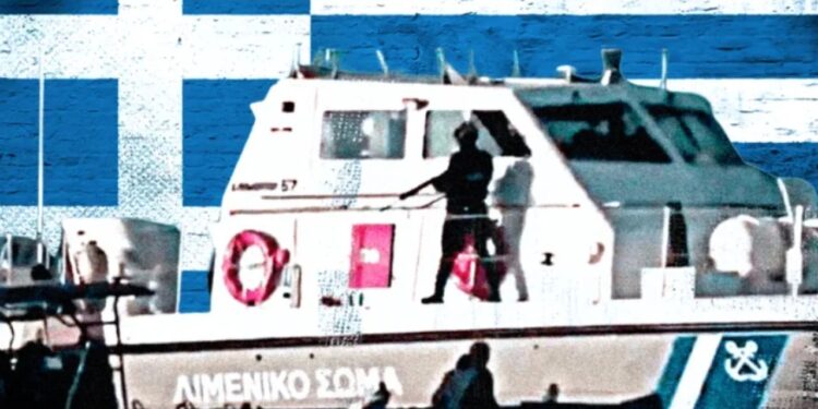 Rojet bregdetare greke hedhin emigrantët nga anija drejt vdekjes! Veprimi i frikshëm që bënin: Shponin gomonet