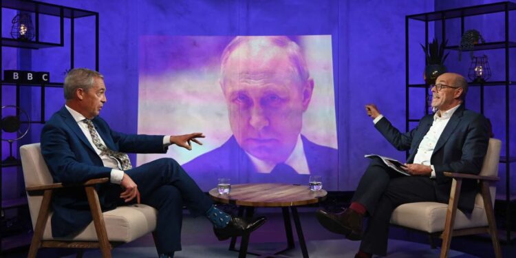 Perëndimi provokoi luftën në Ukrainë, thotë lideri ekstremist britanik