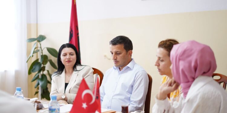 HISTORIKE/Për herë të parë bordi i TIKËS garanton ndërhyrjen në spitalin e Librazhdit