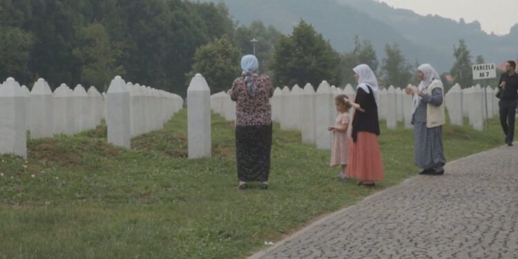Gjenocidi i Srebrenicës, Kosova solidarizohet me viktimat, miratohet deklarata në kuvend