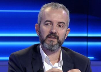 Si do të llogaritet vota e emigrantëve? Celibashi sqaron: Kodi ua lejon të votojnë kudo që ata ndodhen