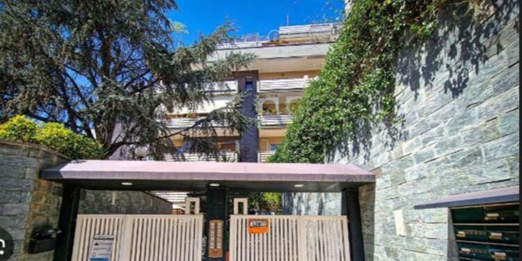 Hajdutët grabisin të paktën 1 mln euro në shtëpinë e ish-gazetarit
