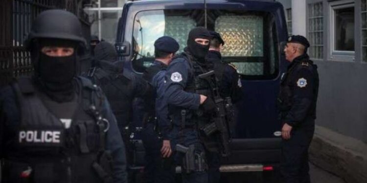 EMRI/ Aksion i madh në Prishtinë, arrestohet i shumëkërkuari nga Shqipëria