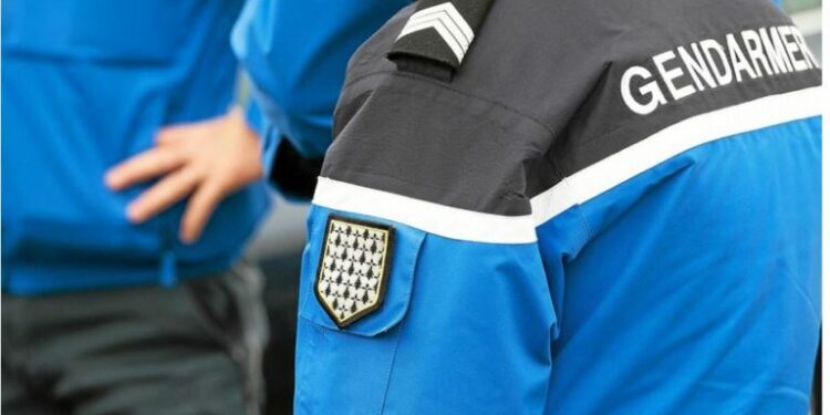 E rëndë në Gjermani/ Kërcënonte me thikë qytetarët në rrugë, policia qëllon për vdekje agresorin