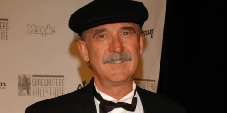 Bashkë-autori i këngës ikonë të Titanikut, ndërron jetë në moshën 80-vjeçare Will Jennings