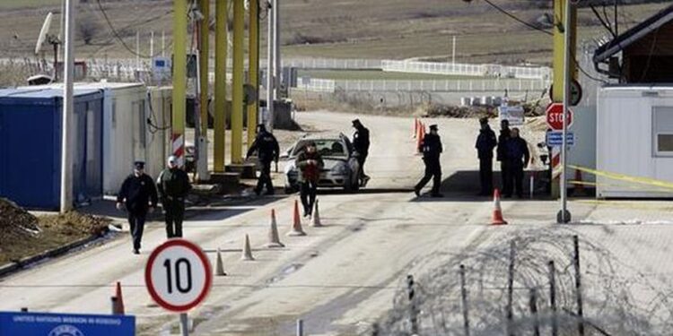 Beogradi ka paralajmëruar bllokadë, Ministria e Jashtme apel qytetarëve të Kosovës: Ja çfarë duhet shmangur