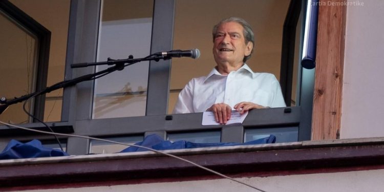 “Deputetët e PD i dhanë përgjigjen e merituar Ramës”, Berisha thirrje për mosbindje civile: Betejë për kombin