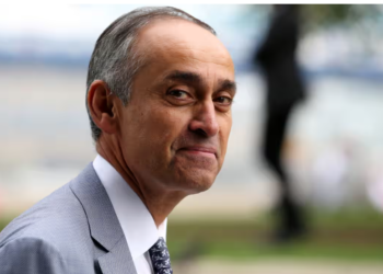 Reformat shëndetësore konservatore e lanë Mbretërinë e Bashkuar të hapur ndaj fatkeqësisë Covid, thuhet në raportin e mjekut kryesor