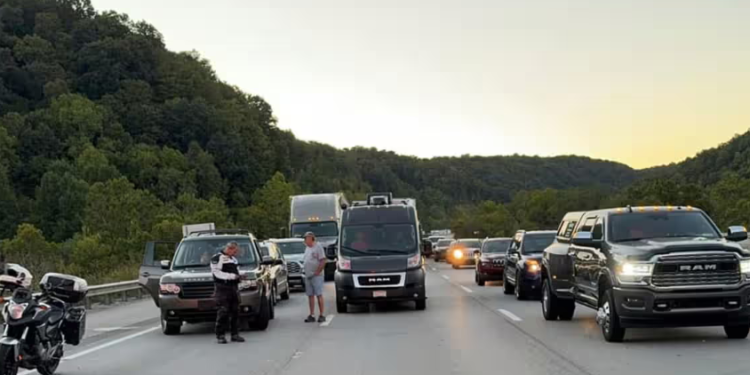 Autoritetet e Kentakit thonë se shumë njerëz të lënduar në “situatën e të shtënave aktivë”