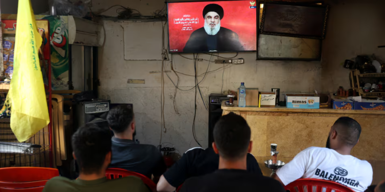 Shefi i Hezbollahut denoncon sulmet izraelite teksa zhurmat e avionëve luftarakë tronditin Bejrutin