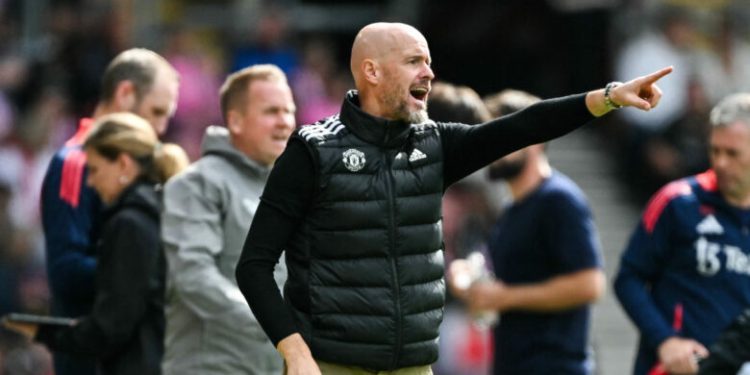 Erik ten Hag ka dy ndeshje në dispozicion për të shpëtuar punën e tij te Manchester United