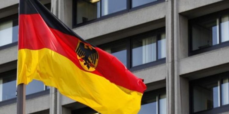 Ambasada gjermane ia rikujton Beogradit se Milan Radoiçiq ende është i lirë në Serbi: Nuk ka më vonesa, drejtësia duhet të vendoset